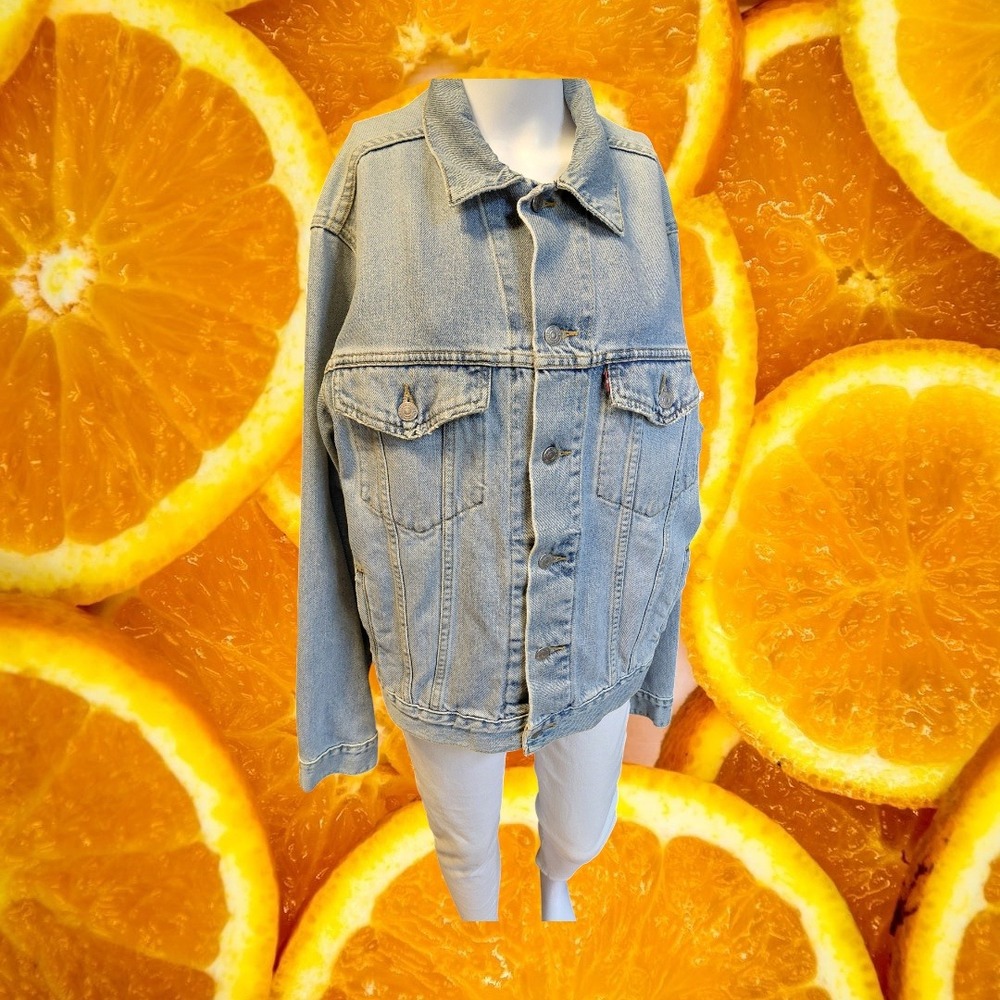 Levi Strauss & Co Mens Trucker Denim Jean Jacket Medium Wash Classic